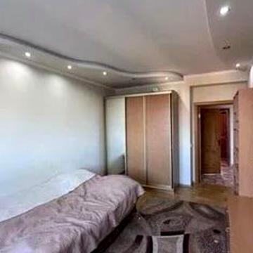 Джорджа Вашингтона вул. (Батальна), 4д