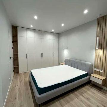 Тадея Рильського бульв., 5