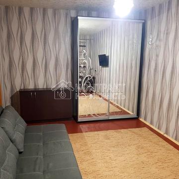 Яни Червоної вул., 9