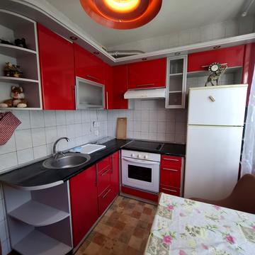 Гвардійців-Широнінців вул., 42б