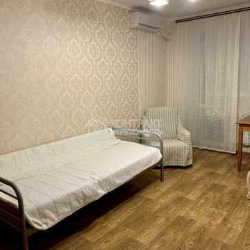 Старицького вул., 9