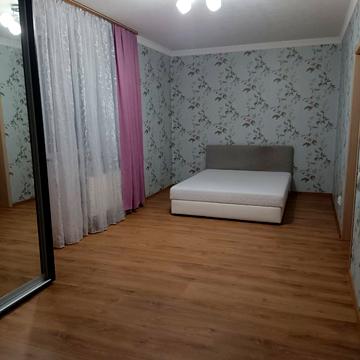 Боголюбова вул., 5