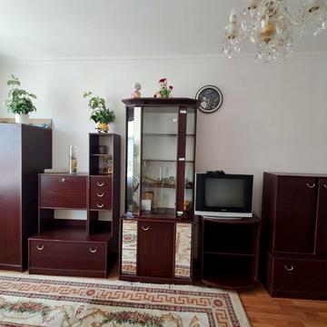 Василя Симоненка вул., (Будинок)