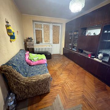 Камяногірська вул., 3
