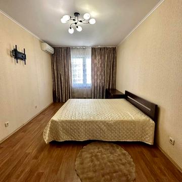 Єлизавети Чавдар вул., 38