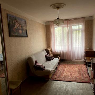 Уманська вул., 35
