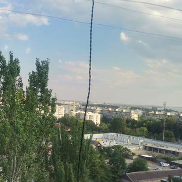 Запорізька вул., 15