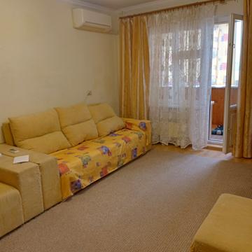 Володимира Івасюка просп. (Героїв Сталінграду), 60