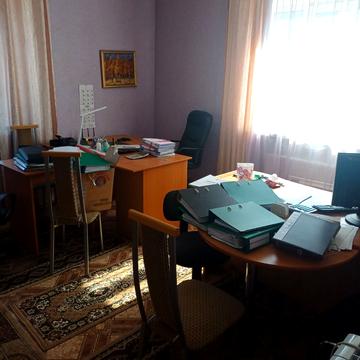 Оксамитова вул., 18-Б