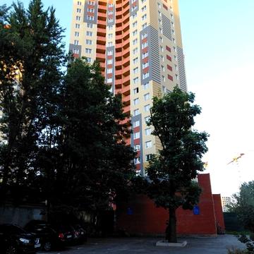 Юлії Здановської вул. (Ломоносова), (Будинок 17)