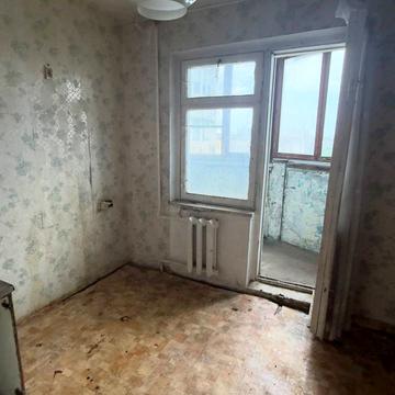 Академіка Корольова вул., 90а