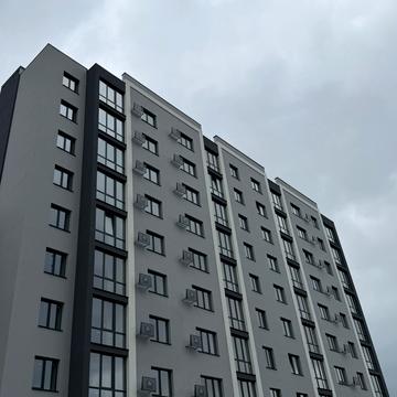 Гетьмана Петра Дорошенка вул., 22б