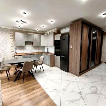 Дніпровська набережна вул., 20-Б