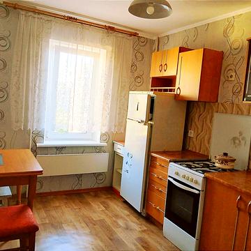 Леоніда Бикова бульв., 6