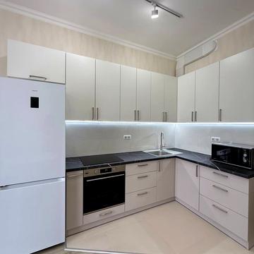 Василя Тютюнника вул. (Анрі Барбюса), 53