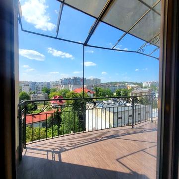 Григорія Квітки-Основяненка вул., 24