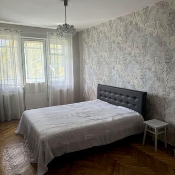 Миколи Василенка вул., 14-Б