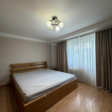 Русанівський бульв., 3