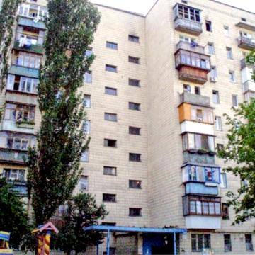 Здолбунівська вул., 1