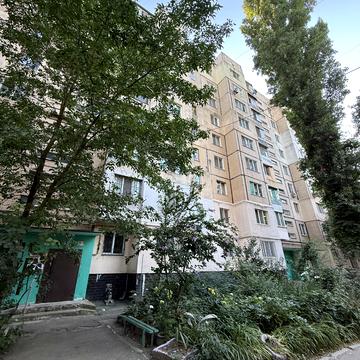 Давида Ойстраха вул. (Затонського), 22