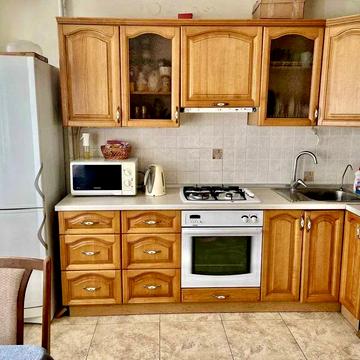 Лесі Українки бульв., 7