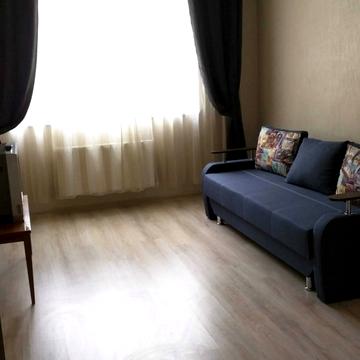 Михайла Грушевського вул., 30г