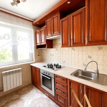 Володимира Великого вул. (Артема), 57