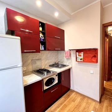 Олени Теліги вул., 53