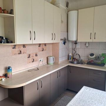 Велика Китаївська вул., 87