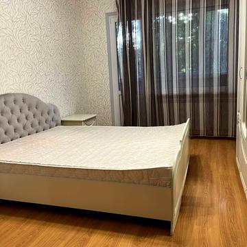Сімї Глодан вул. (Ільфа і Петрова), 37