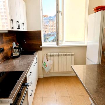 Старонаводницька вул., 4