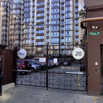 Володимира Антоновича вул. (Свердлова), 36-Б