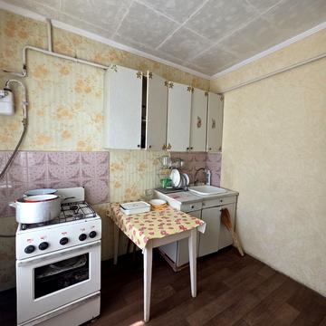 Харківська вул., 1