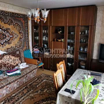 Москалівська вул. (Жовтневої Революції), 7