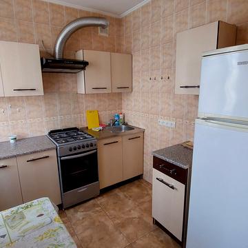 Соборності просп. (Воззєднання), 1