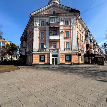 Соборності вул. (Жовтнева), 46