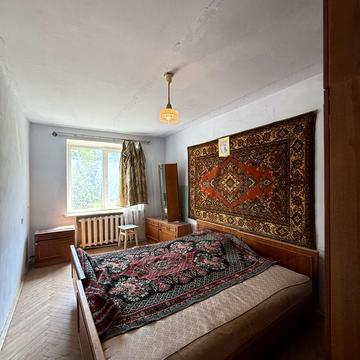 Самбірська вул., 1