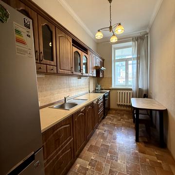 Жилянська вул., 104/24