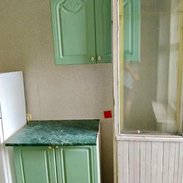 Донецьке шосе, 6