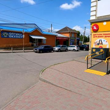 Воскресінська вул., 8