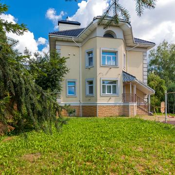 Прорізна, 33