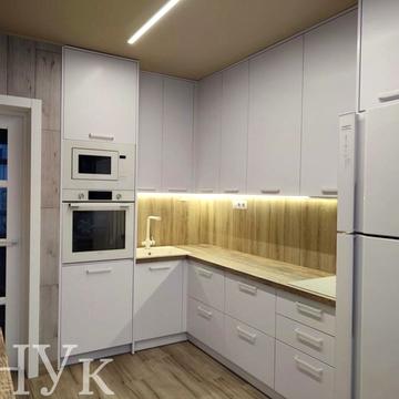 Руська вул., 213б