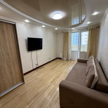 Академіка Вернадського бульв., 24