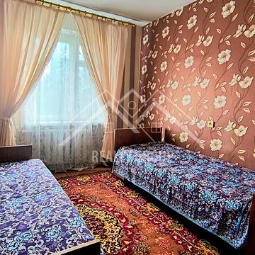 Мистецька вул. (Землячки), 11