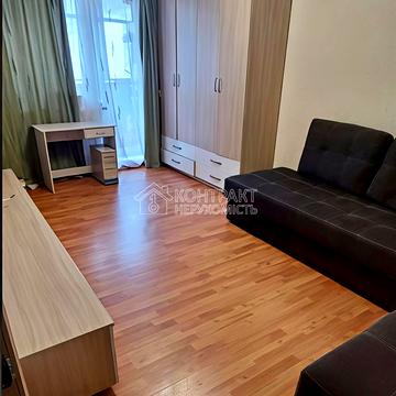 Гвардійців-Широнінців вул., 88