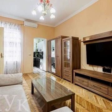 Одеська вул., 5