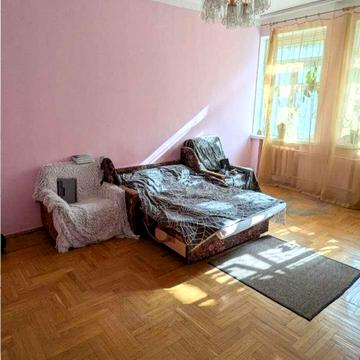 Гарматна вул., 18