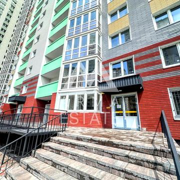 Бориса Гмирі вул., 22-Б