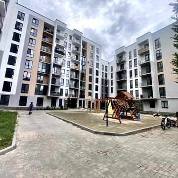 Центральна вул. (Мічуріна), 1