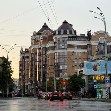 Соборності вул. (Жовтнева), 50